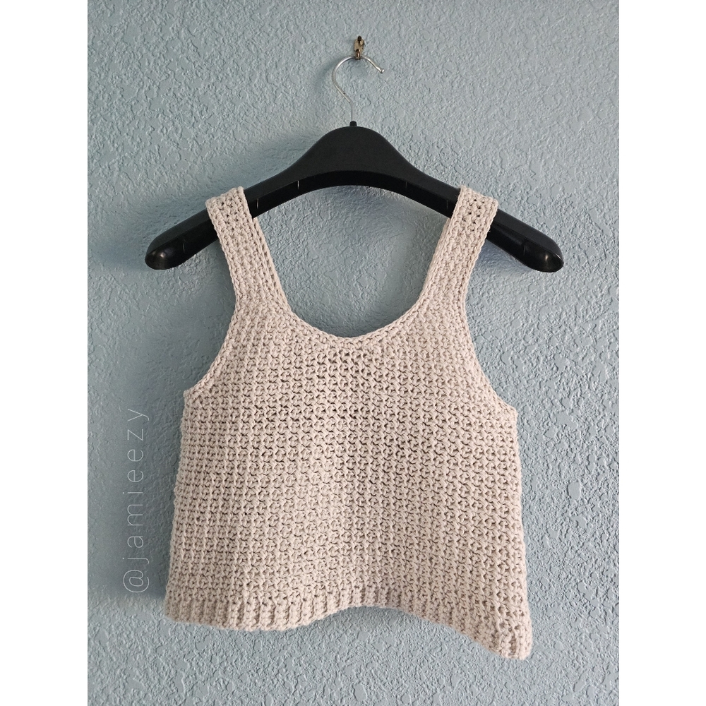 Scoop Neck Crochet Linen Cropped Tank (Handmade) - Ecru - Picture 4 of 7